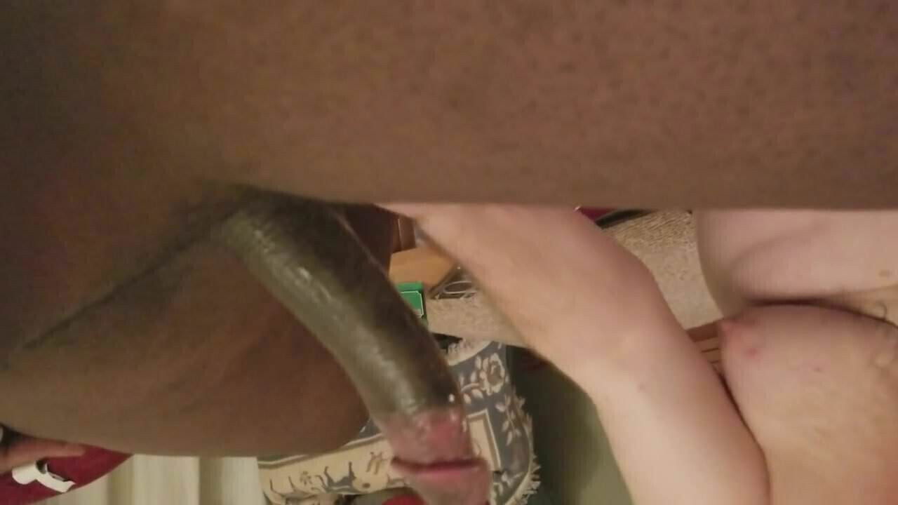 Airrin Returns & Facefucks The DAWG.