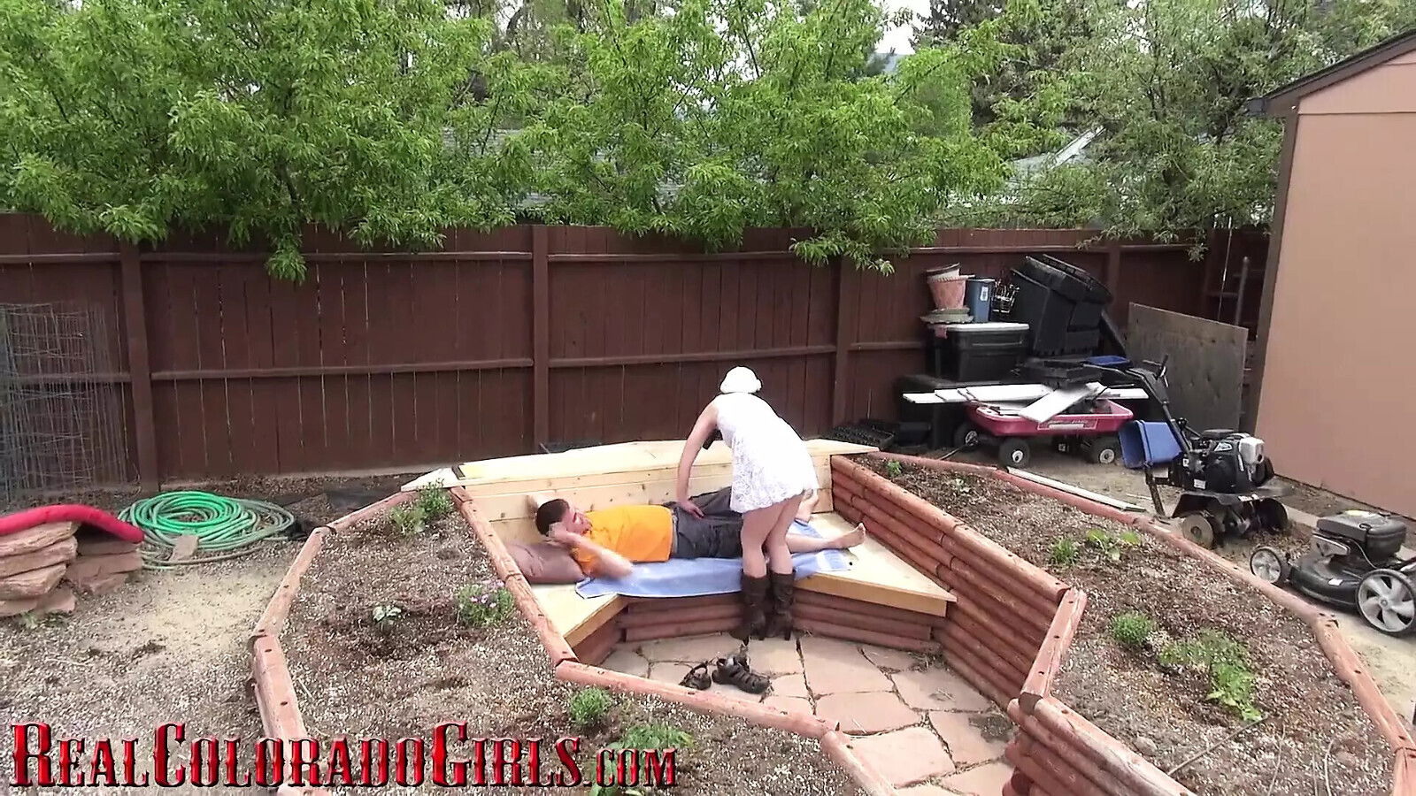 Neighborhood slut blows fucks next door