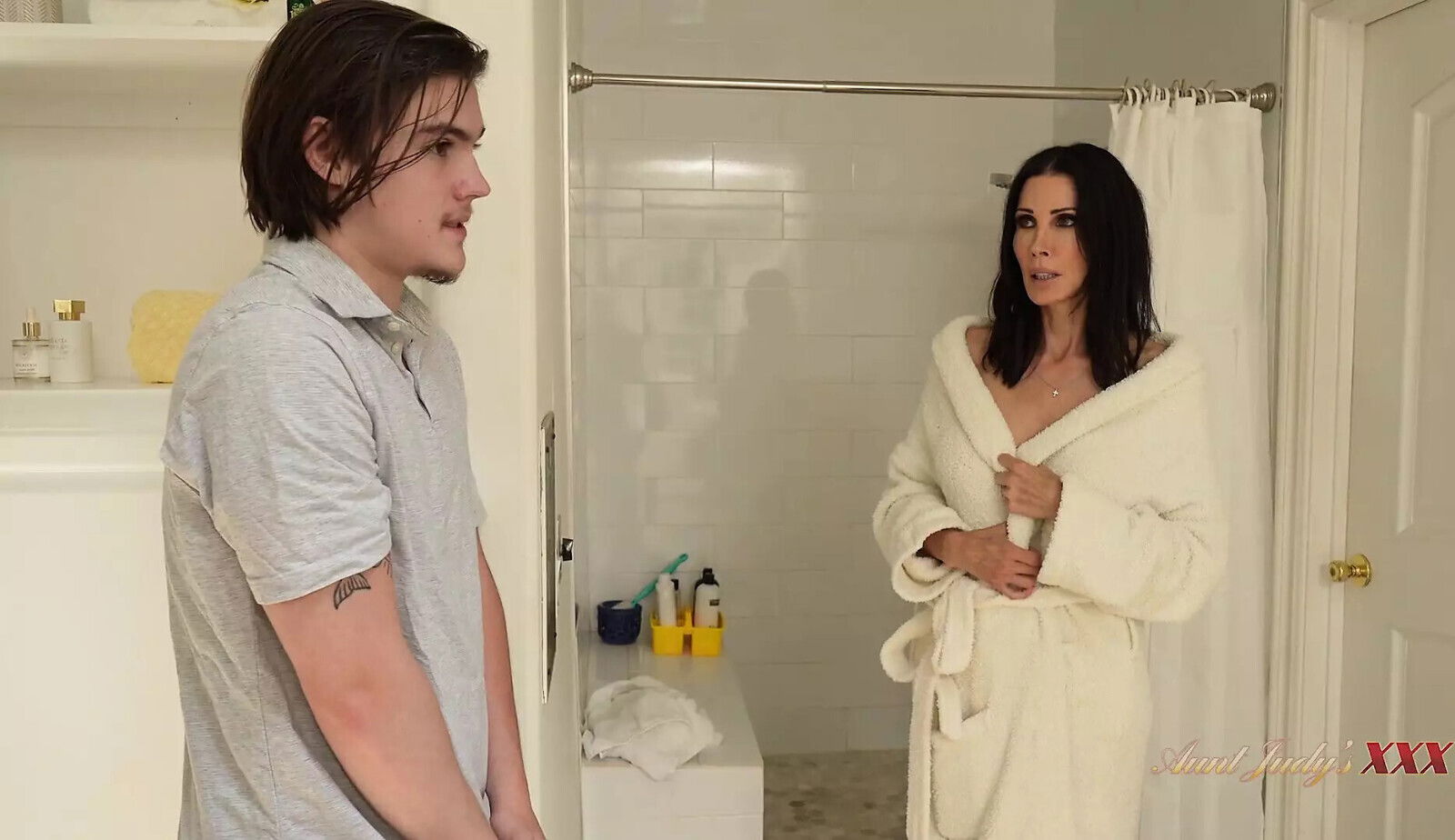 AuntJudysXXX Busty Mature Step-Aunt Shay Sights Catches Step-Nephew Watching Shower