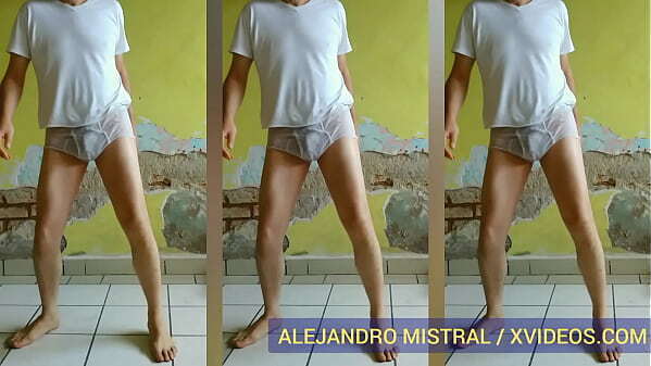 Hombre bailando ropa interior blanca mojada Trusas Calzoncillos calientes ALEJANDRO MISTRAL