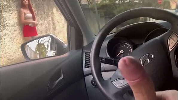 Pedindo informa&ccedil_&atilde_o para gostosa estava ponto &ocirc_nibus!