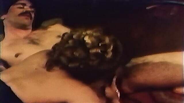 Sharon's Fantasies (USA 1981, Juliet Anderson, Lysa Thatcher)