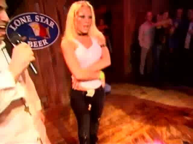 Blonde t-shirt contest