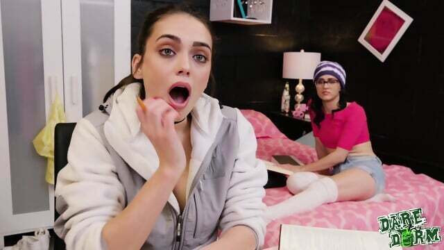 Alex More, Ashly Anderson, Hannah Hays Fuck Terms