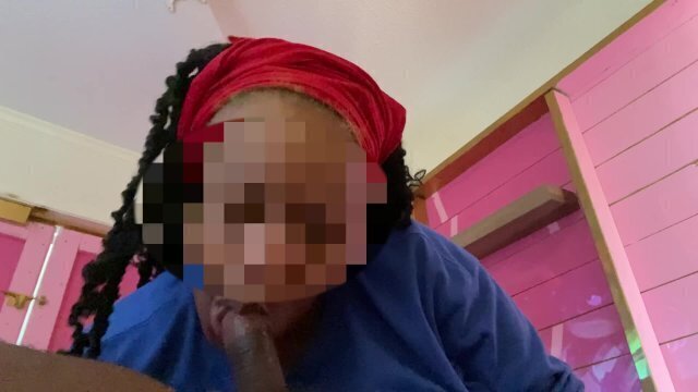 *UnCut* Amateur Ebony Slobs Dick💦💦