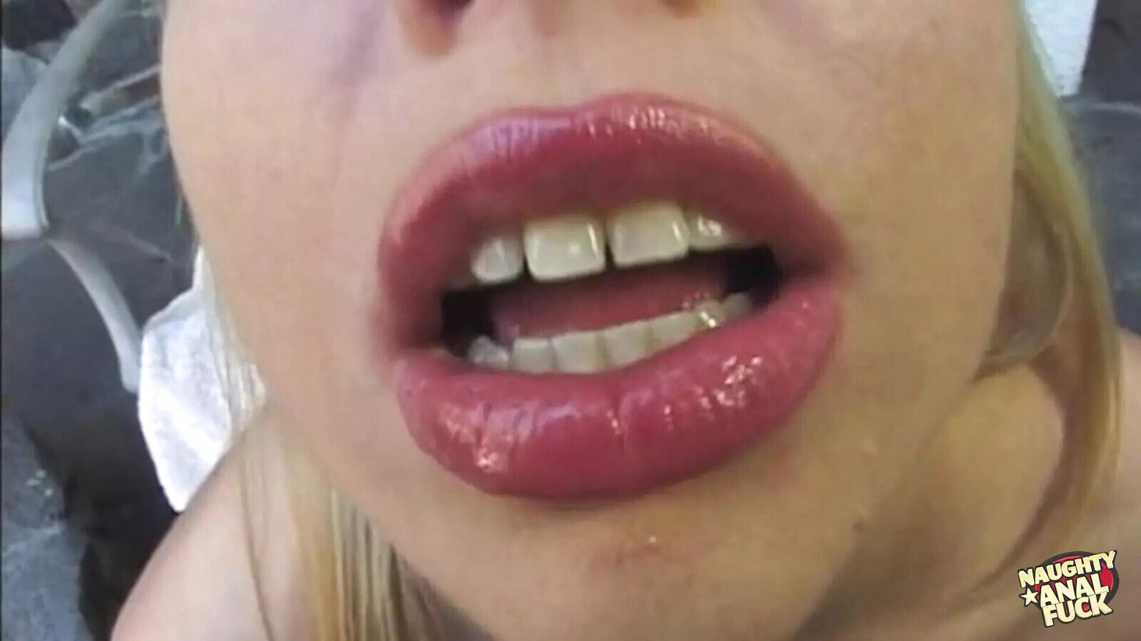 Screaming head off, Adriana Nicole cums hard while having asshole rammed very hard