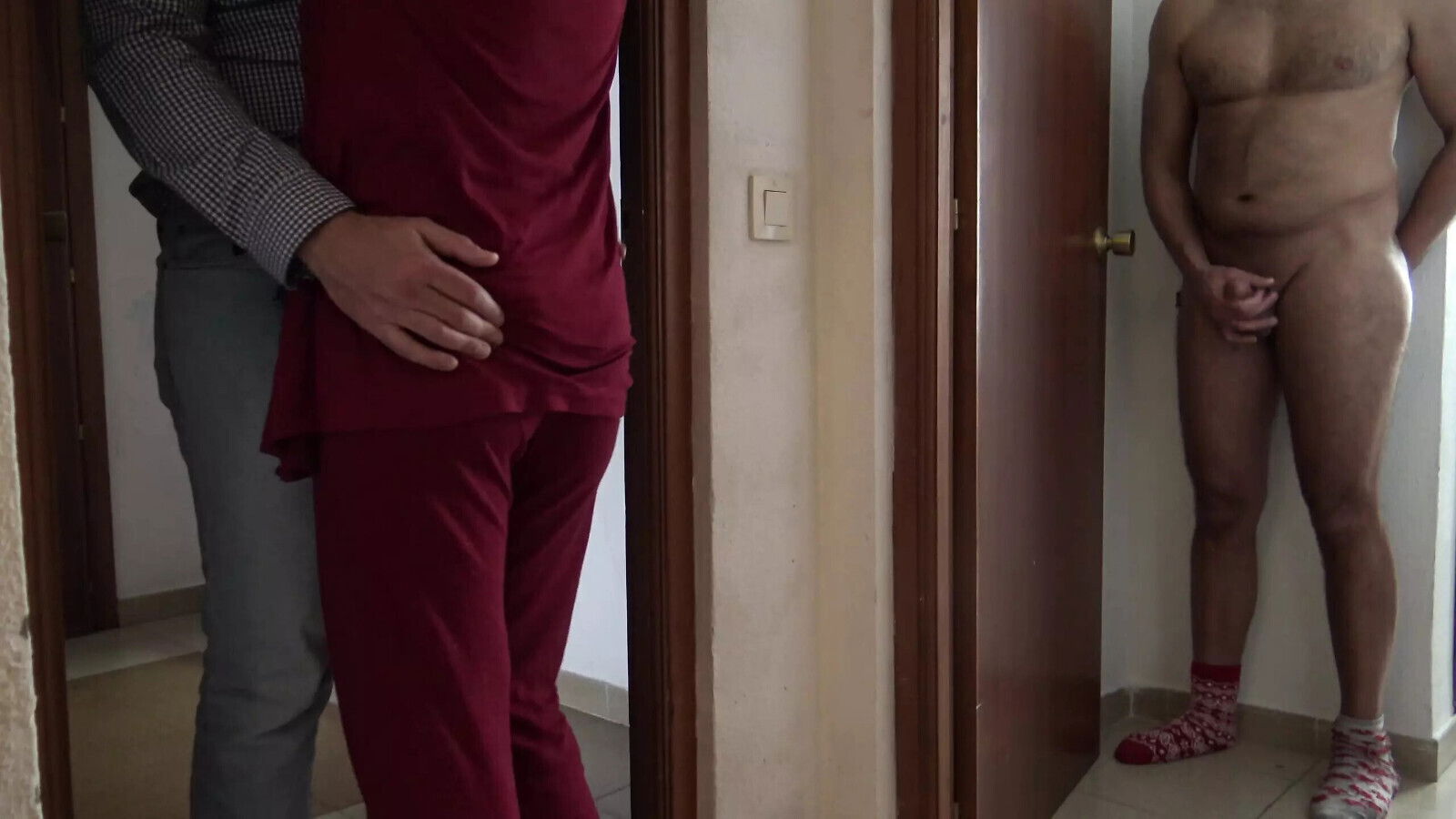 horny amateur wife seduces year delivery front cuckold husband