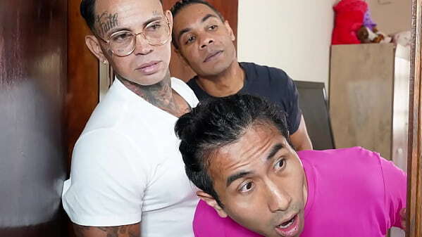 Simples Brincadeira, Meus Melhores Amigos Transaram Minha Coroa!, parte