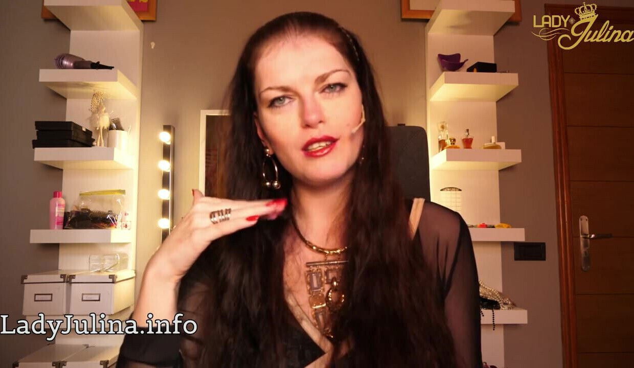 Lovense Hush Remote Anal-Plug im Sklavenarsch German Domina