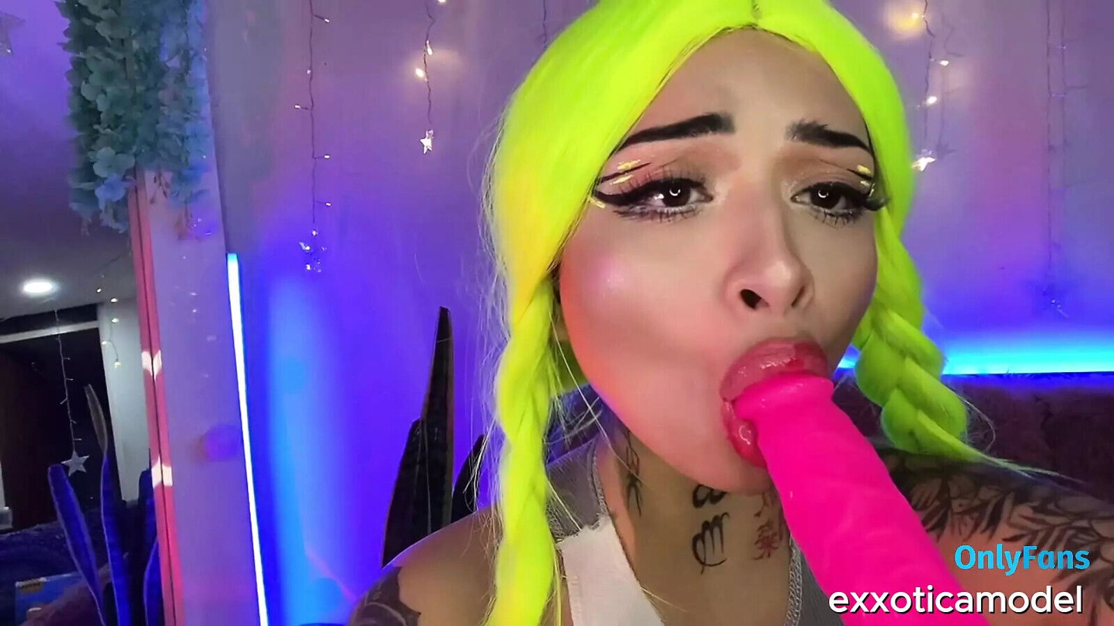 OTAKU sucking non-stop