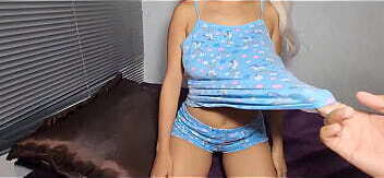 Sexo de vacaciones con mi madrastra Me encanta el sexo matutino con mi hijastro caliente Madrastra cachonda tiene sexo con hijastro por el culo