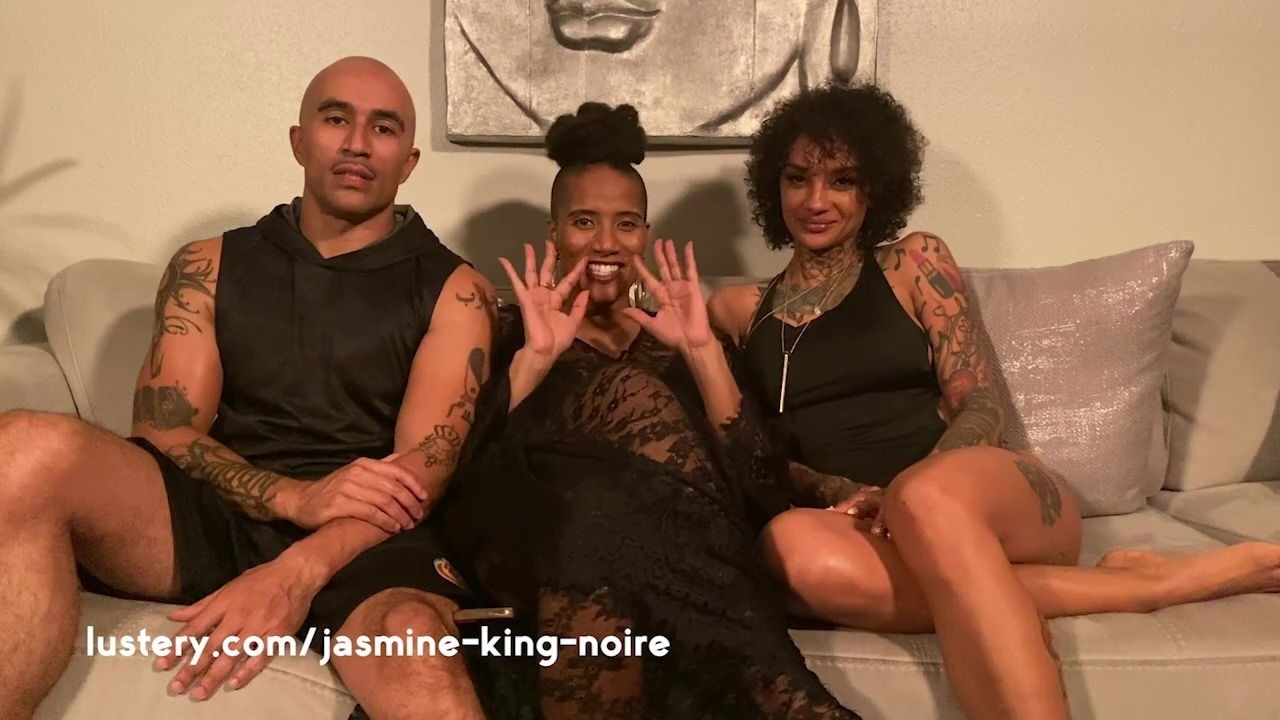 Inked ebony pregnant babes fingered licked lucky stud