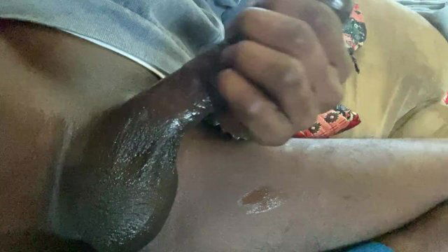 BLACK OILED BALLS MASTER BULLY BACK #subscribe 100k viewers needed