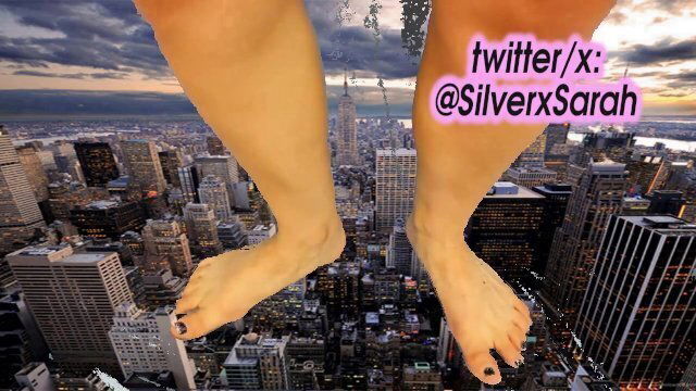 MEAN GIANTESS VORES SWALLOWS PEOPLE