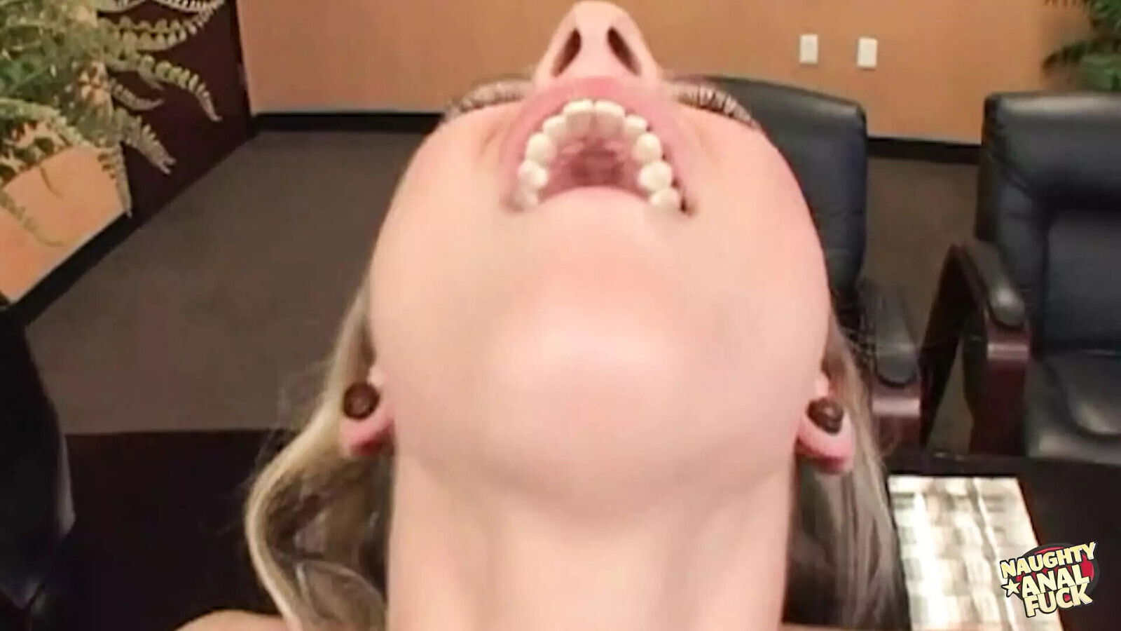 Offering have intense deepthroat gets blonde trouble