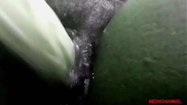 Girlfriend pussy being fuck with dildo