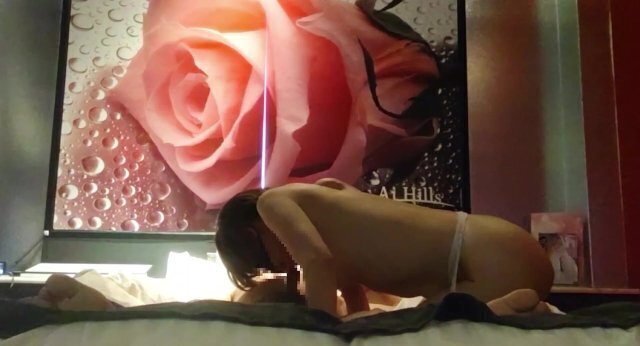 不倫カップルラブホテルハメ撮り中だし
