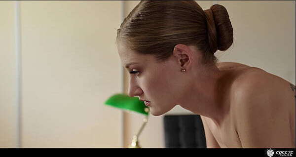 Photographer FREEZES TIME And Fucks Hot Businesswoman Tiffany Tatum