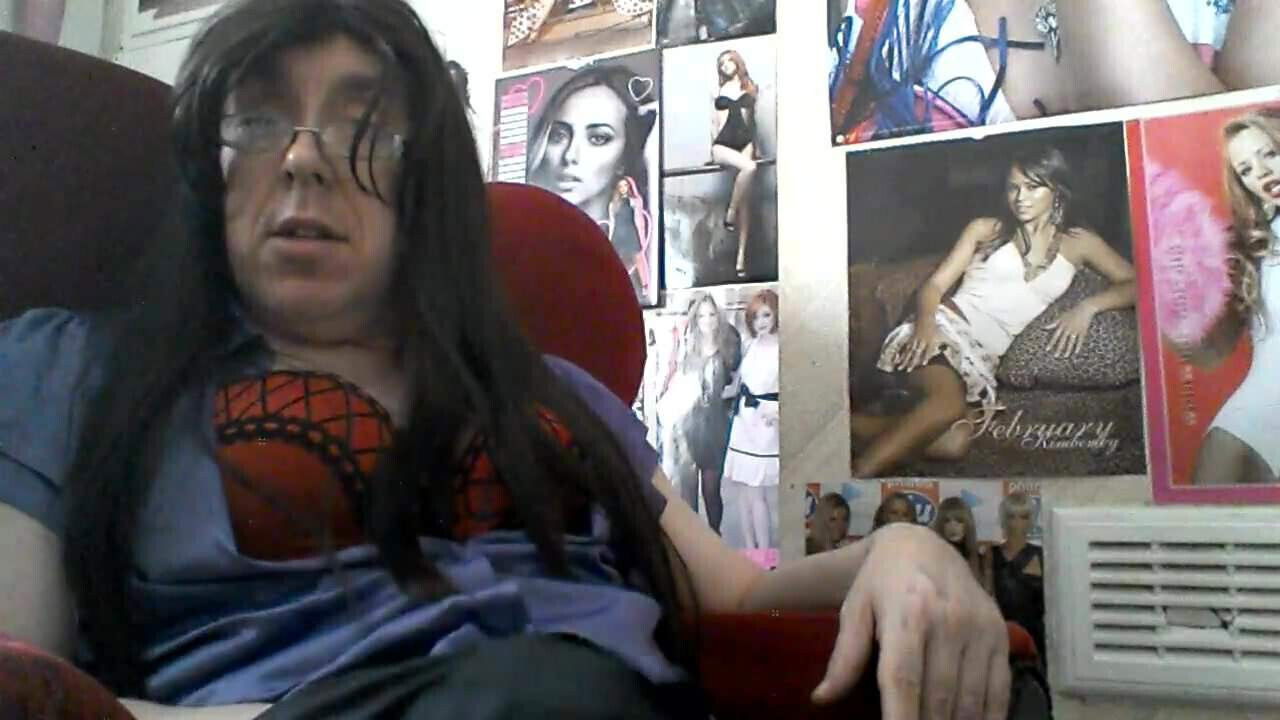 Lauren XD gagging to suck juicy hard cock 