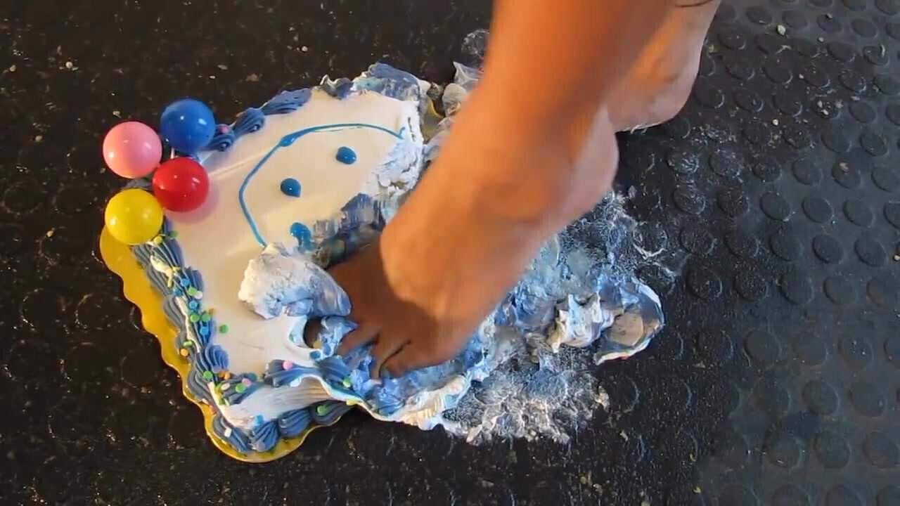 Birthday Cake Smushing