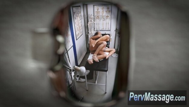 Perverted masseuse films patient while gives massage cums mouth.