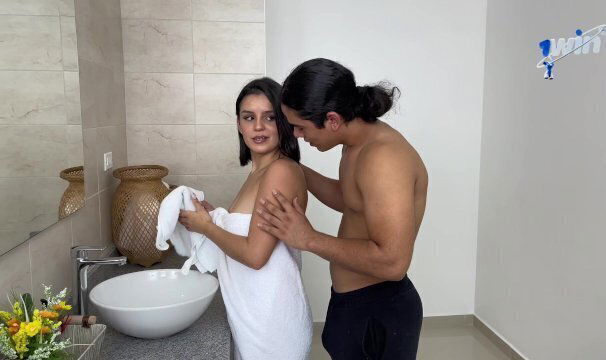 follando hermanastro baño 1win español