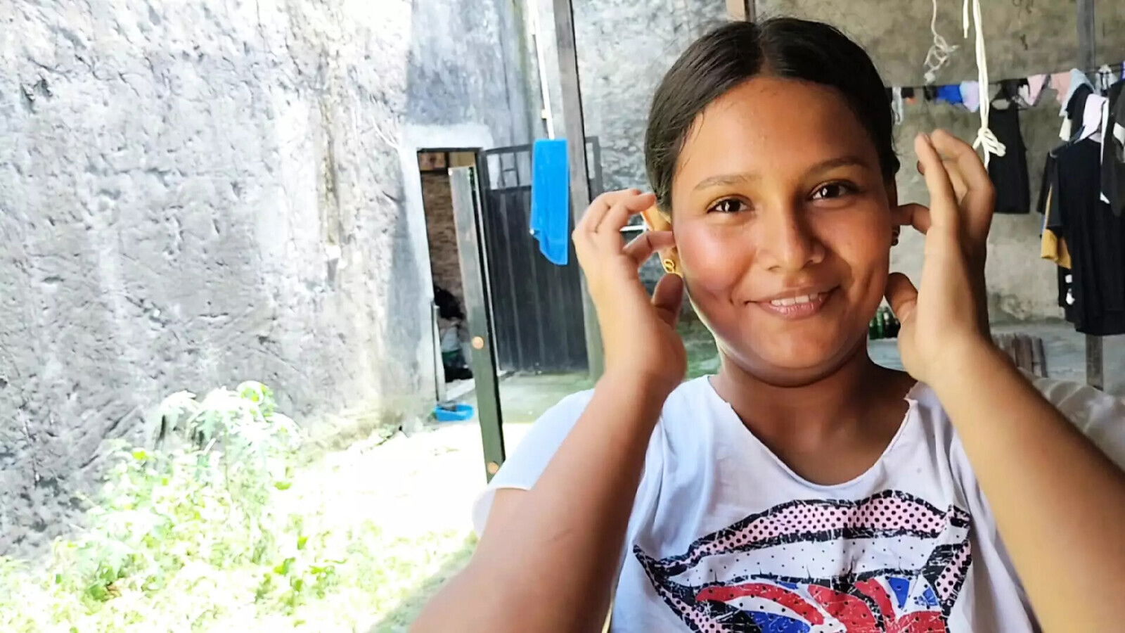 NEIGHBOR LEAVES PATIO DOOR OPEN